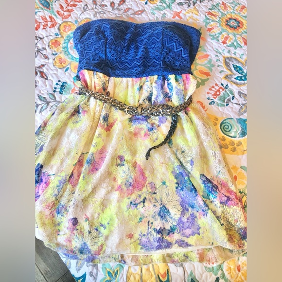 Juniors City Studio Halter Floral Lace Mini Dress with Belt Accent - Picture 2 of 9